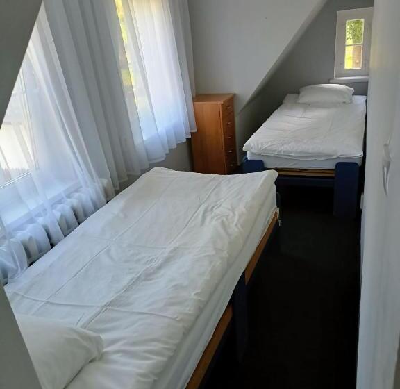 חדר משפחתי, Ośrodek Wypoczynkowy Nad Wodospadem