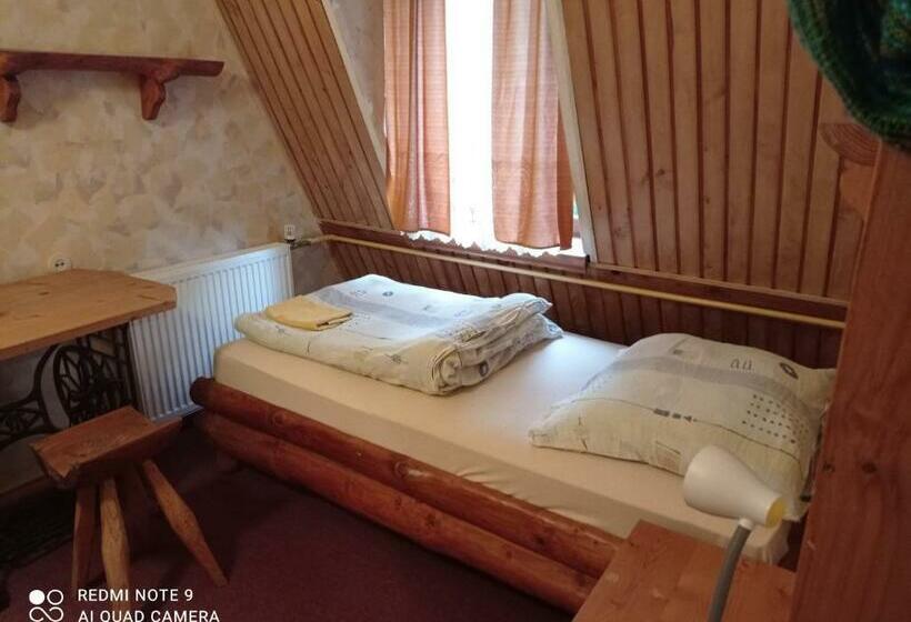 חדר סטנדרט לארבעה, Agroturystyka Ziemowit Karkonosze