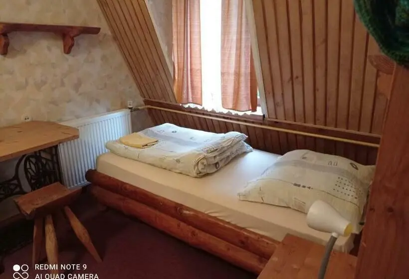 スタンダード４人部屋, Agroturystyka Ziemowit Karkonosze