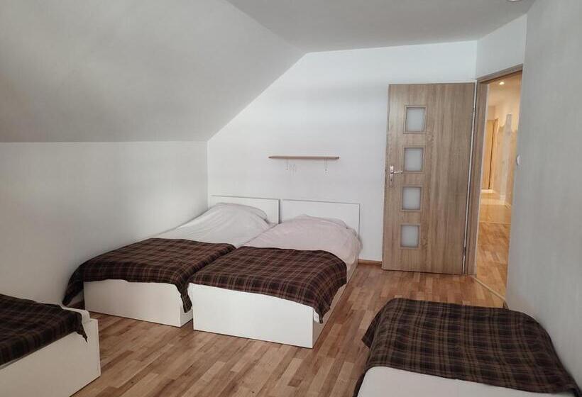 منزل 3 غرف نوم, Agrowczasy Nad Stawem