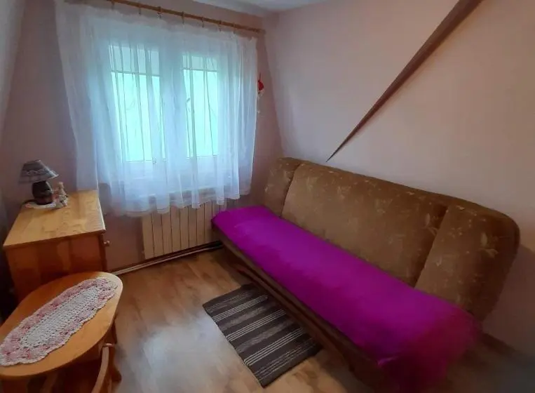 Basic Yhden Hengen Huone, Dom Słoneczko Pokoje Do Wynajęcia W Białowieży