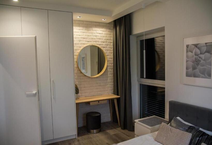 Апартаменты 1 Спальня, Krasińskiego 15a  10