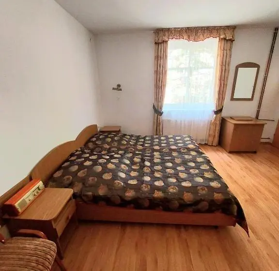 ベーシックトリプルルーム, Marel Apartments U Sowy  Sauna Polanica Zdrój
