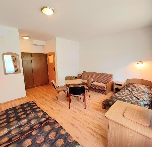 غرفة قياسية رباعية, Marel Apartments U Sowy  Sauna Polanica Zdrój