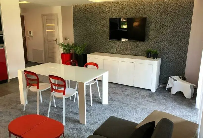 １ベッドルームのスーペリアアパートメント, Apartamenty Bałtyckie   Wczasowa   Osiedle Zamknięte, Winda, Miejsce Parkingowe