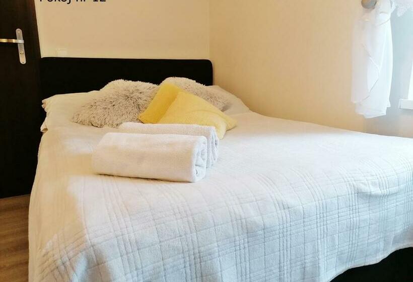 חדר סטנדרט, Pod Dębem