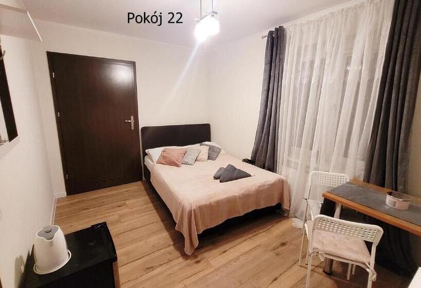 חדר סטנדרט, Pod Dębem