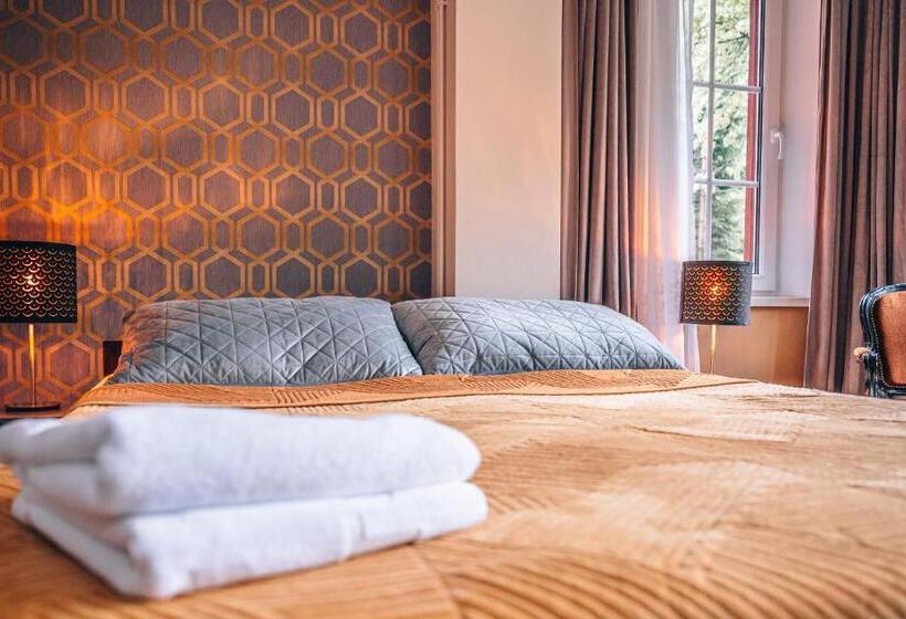 디럭스 룸, Willa Skalniak