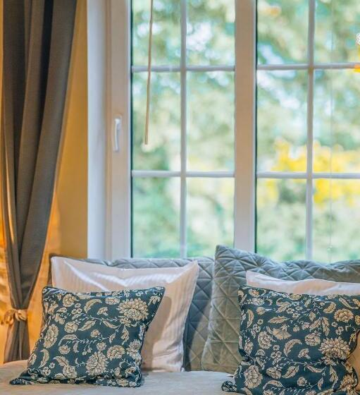 침실 2개 아파트, Willa Skalniak