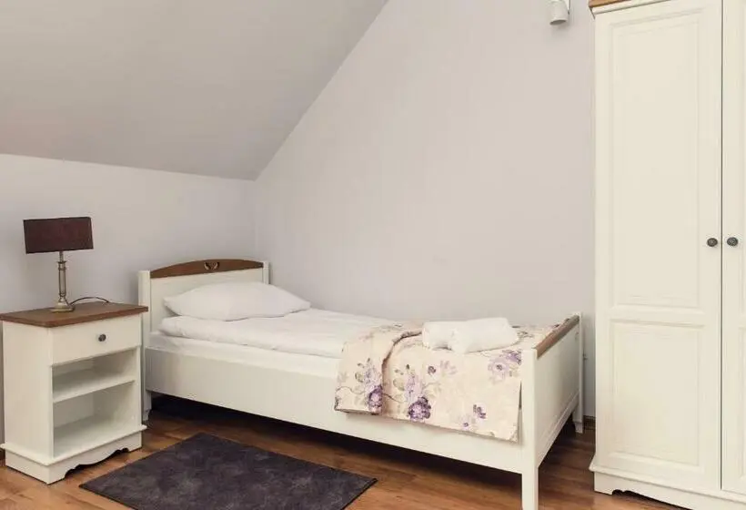 Standard Kolmen Hengen Huone, Rozmaryn I Lawenda
