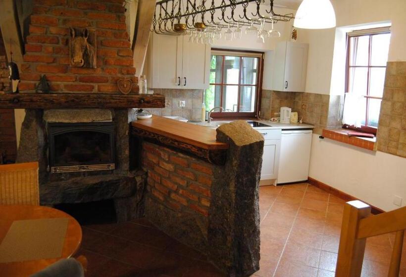 חדר סטודיו סטנדרד, Siedlisko Konradówka