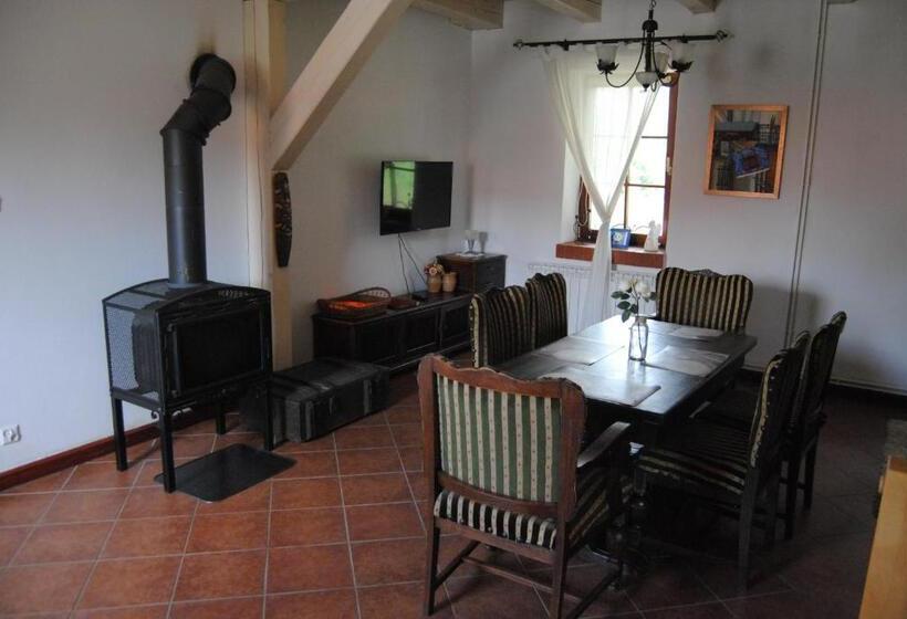 חדר סטודיו סטנדרד, Siedlisko Konradówka