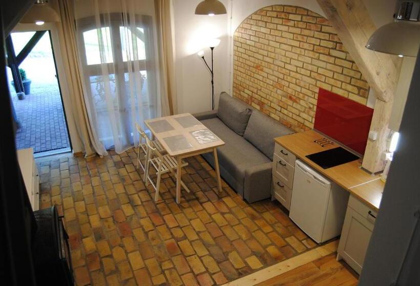 חדר סטודיו סטנדרד, Siedlisko Konradówka