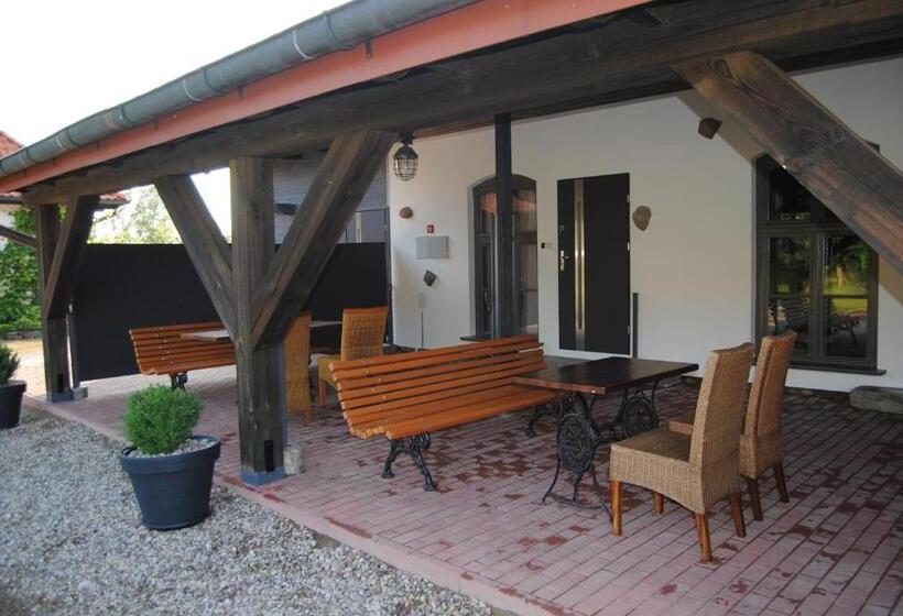 חדר סטודיו סטנדרד, Siedlisko Konradówka