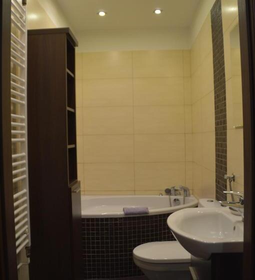 Standard studio with lake view, Zajazd Turystyczny Hetman