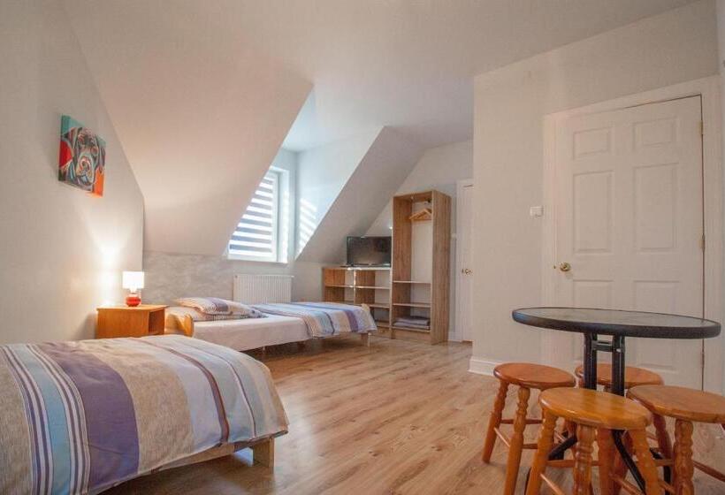 스탠다드 트리플 룸, Helenowo