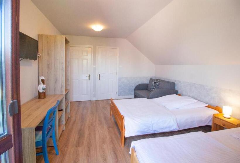 バルコニー付スタンダード４ベッドルーム, Helenowo