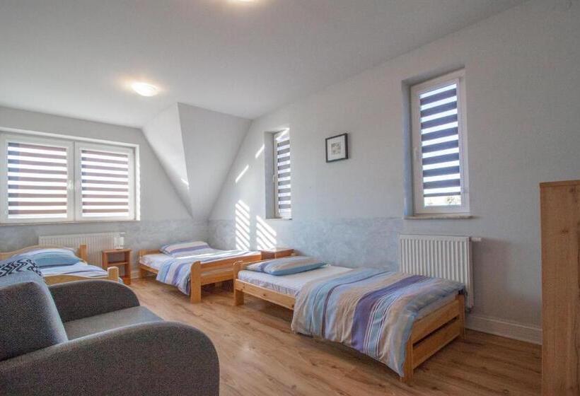 ファミリールーム, Helenowo