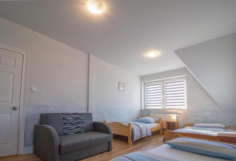 ファミリールーム, Helenowo