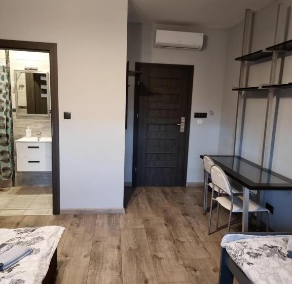 Номер Deluxe, Noclegi 24/h Leszczynek