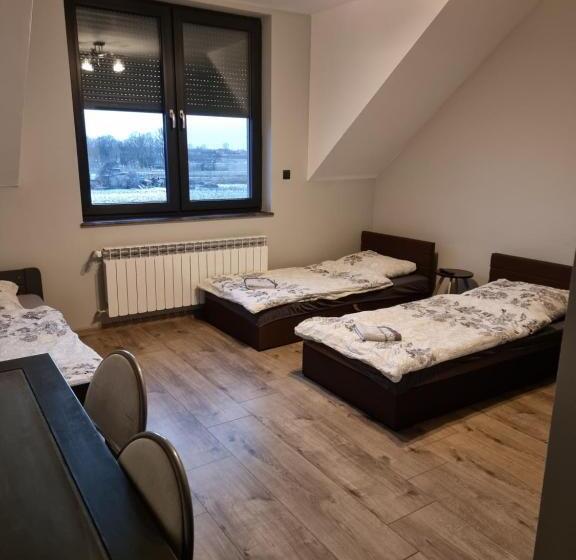 اتاق لوکس, Noclegi 24/h Leszczynek