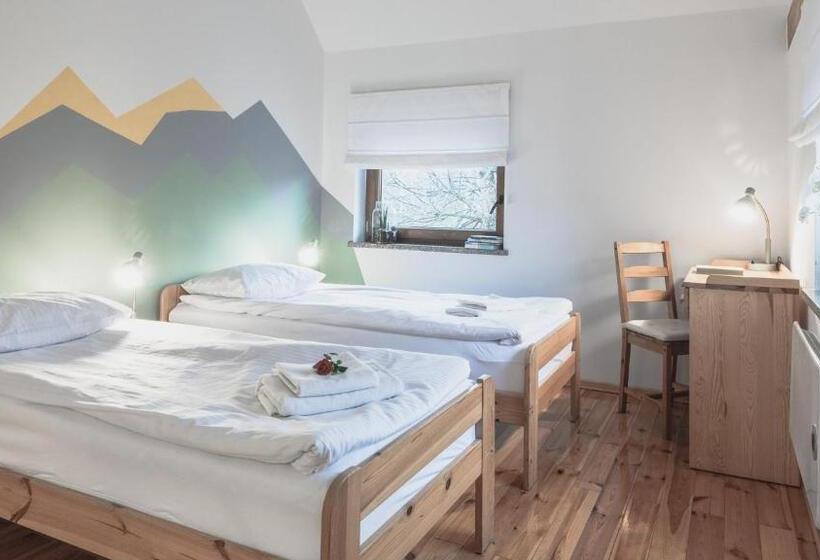 스탠다드 룸, Przystanek Czarne