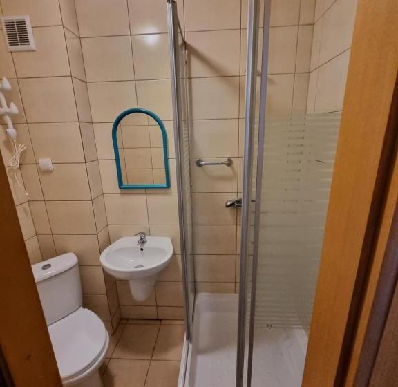 חדר אקונומי, Przystanek Podgórze