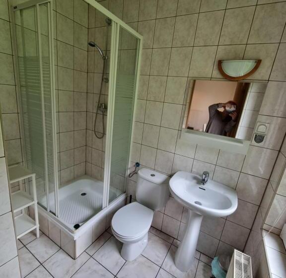 חדר אקונומי, Przystanek Podgórze