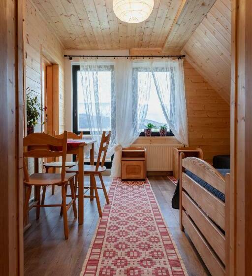 استودیو استاندارد با بالکن, Pustelnia Wodza