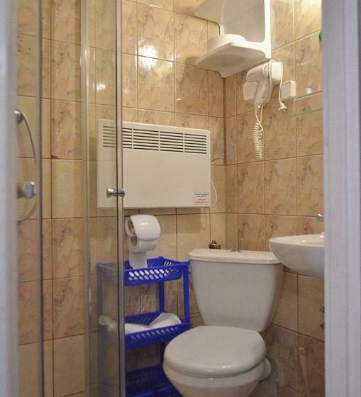 חדר יחיד בסיסי, Arka Centrum Rekreacji Wypoczynku I Rehabilitacji