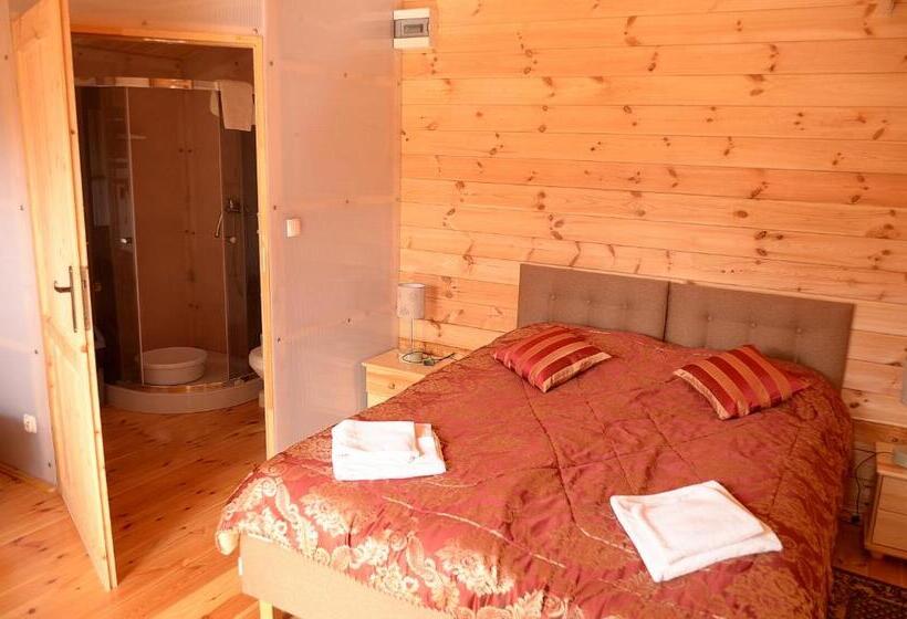 בקתת חדר, Arka Centrum Rekreacji Wypoczynku I Rehabilitacji