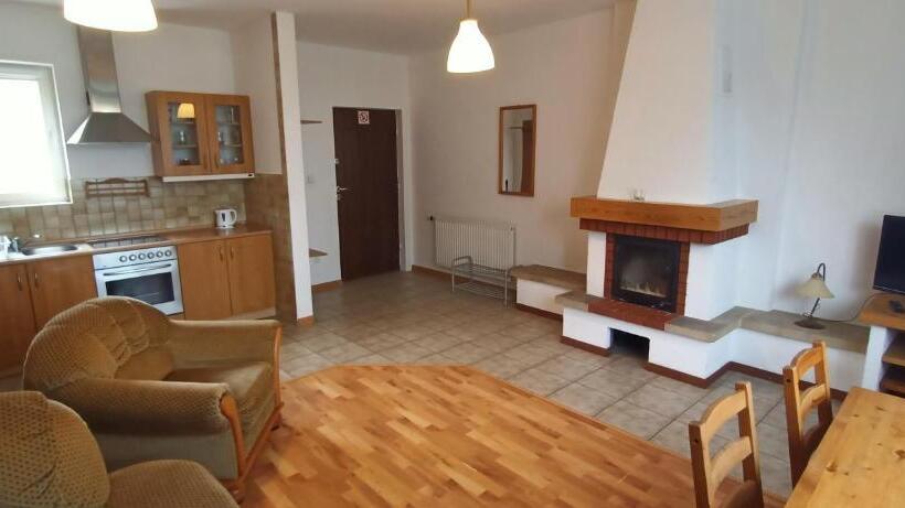 דירת דופלקס בת חדר שינה 1, Folwark Na Półwyspie