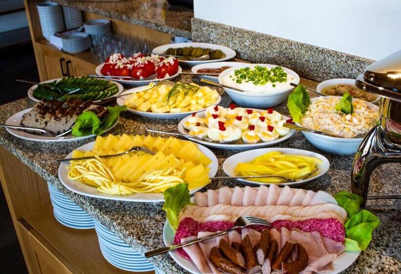 اتاق لوکس, żelazne Wrota