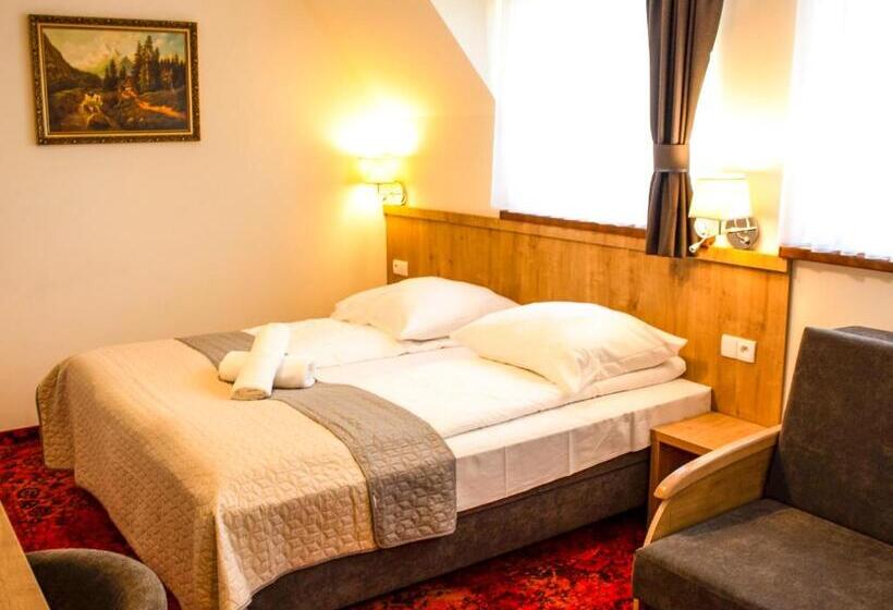 اتاق استاندارد, żelazne Wrota