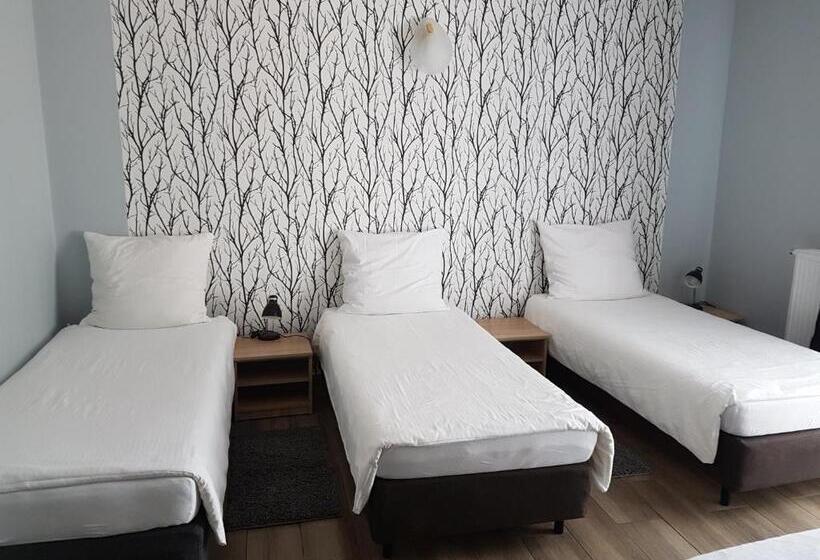 اتاق استاندارد سه نفره, Jaśminowy Gaj