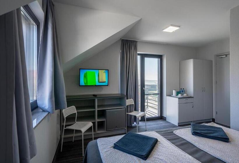 Standard-huone Parveke, Pionow Pokoje Hotelowe   Adults Only