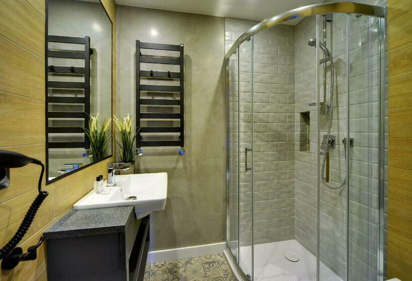 اتاق استاندارد, Walizka Wspomnień