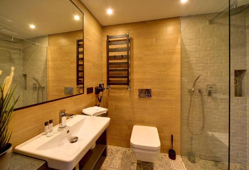 اتاق استاندارد, Walizka Wspomnień