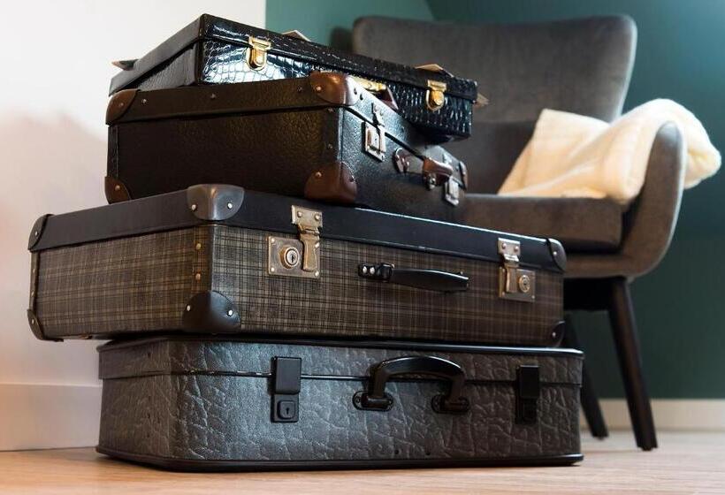 اتاق استاندارد با بالکن, Walizka Wspomnień