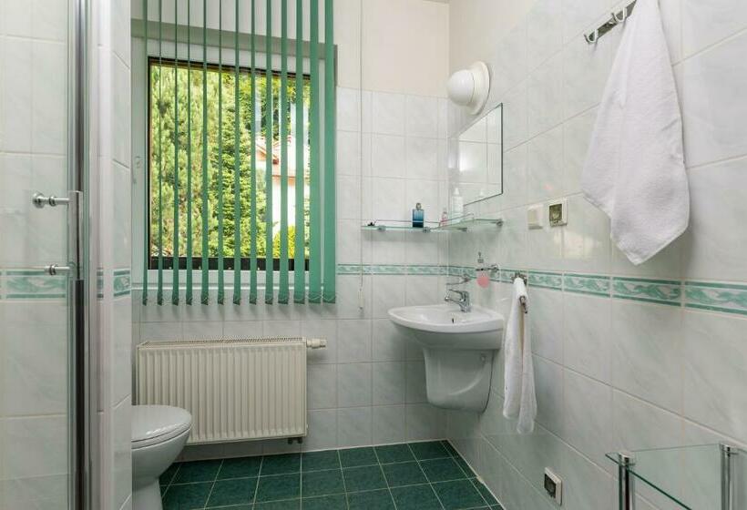 اتاق استاندارد, Willa Jerrego