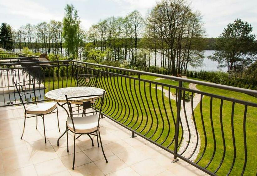 غرفة قياسية رباعية, Willa U Piotra