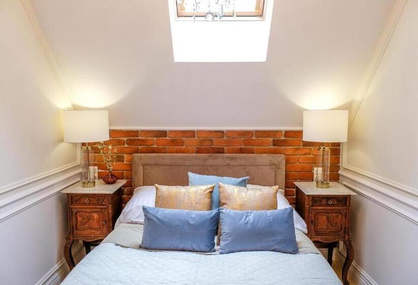 استودیو خانوادگی, Zatoka Aniołów