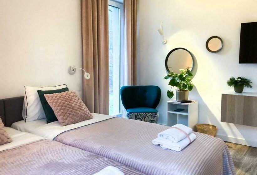Quarto Estandar, Chummy House Sopot