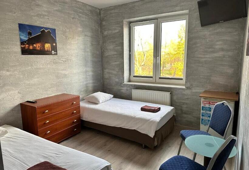 스탠다드 룸 공동 욕실, Hostel Radom