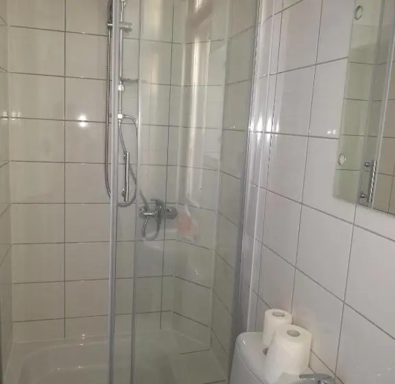 Standard-studio, Hostel Staromiejski