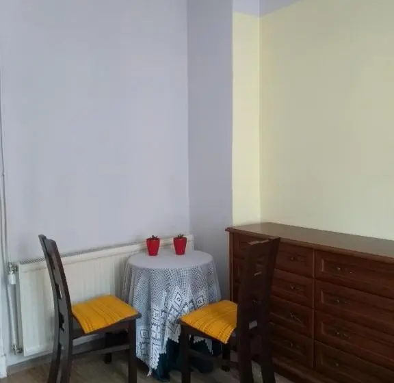 Standard-studio King-vuode, Hostel Staromiejski