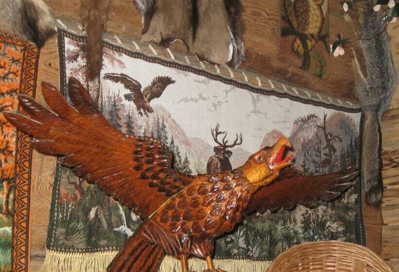 غرفة قياسية رباعية, Chata Pod Kamieniem