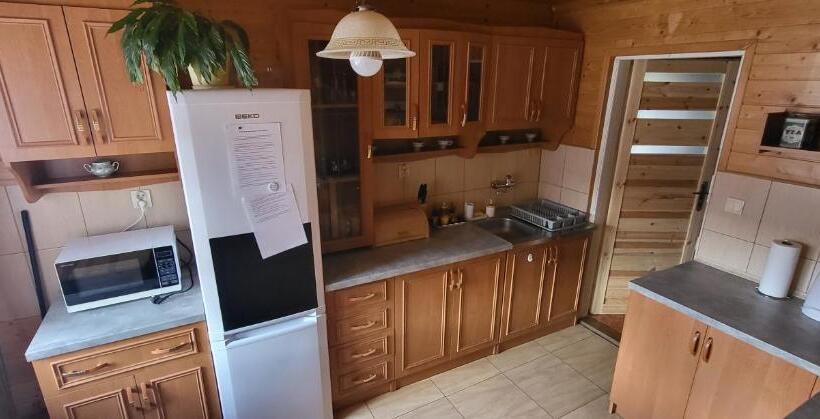 شقة غرفتين, Cichy Zakątek