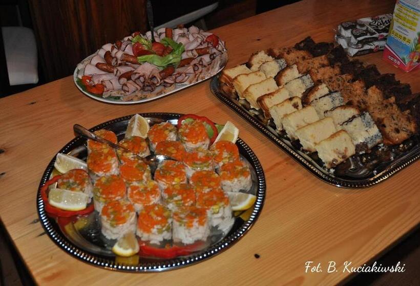 スタンダード４人部屋, Dom Honorat, Kamianna 70, 33 336