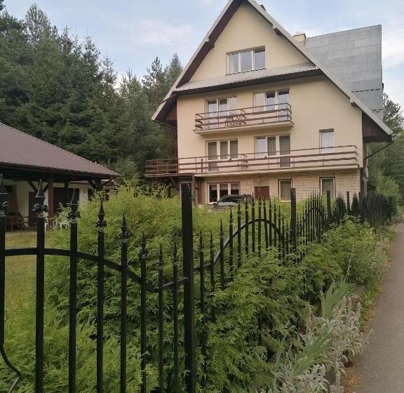 ガーデンビュースタンダードルーム, Dom Honorat, Kamianna 70, 33 336